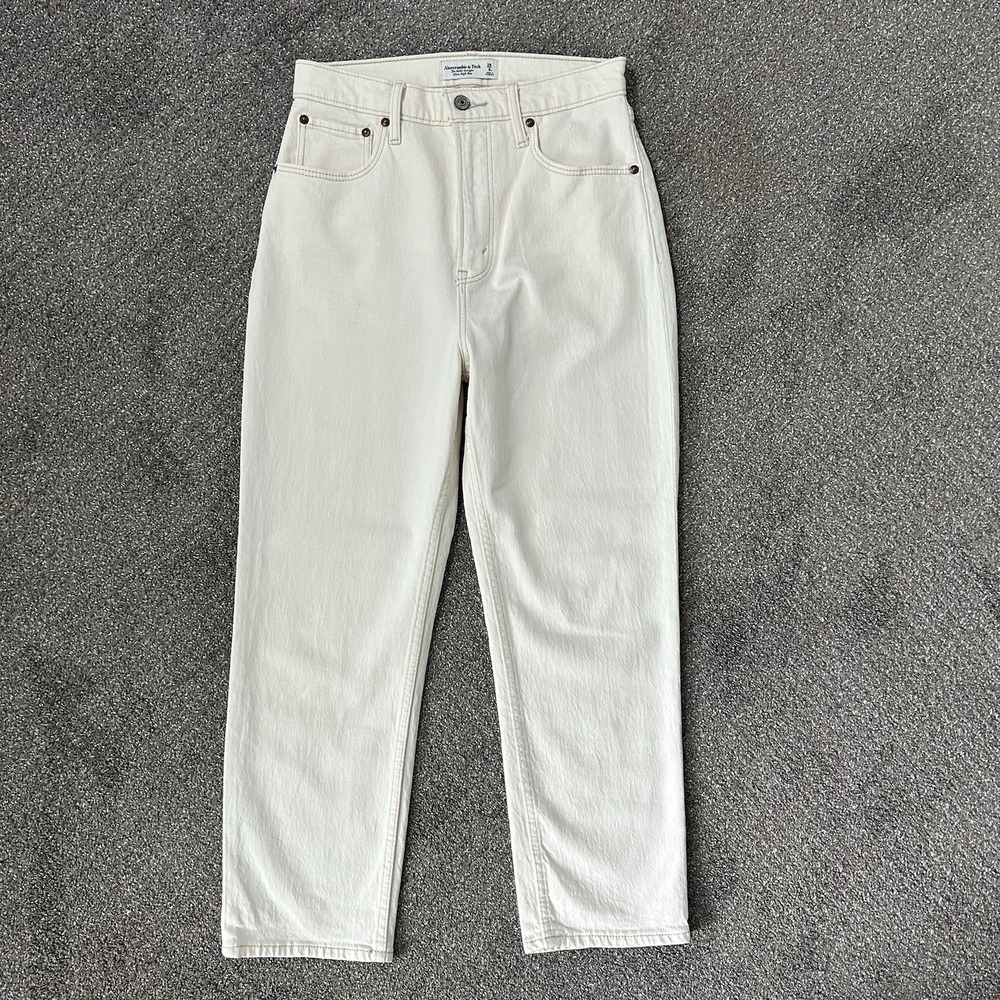Abercrombie & Fitch Curve Love Ankle Straight Ultra High-Rise Size 28/6S Cream